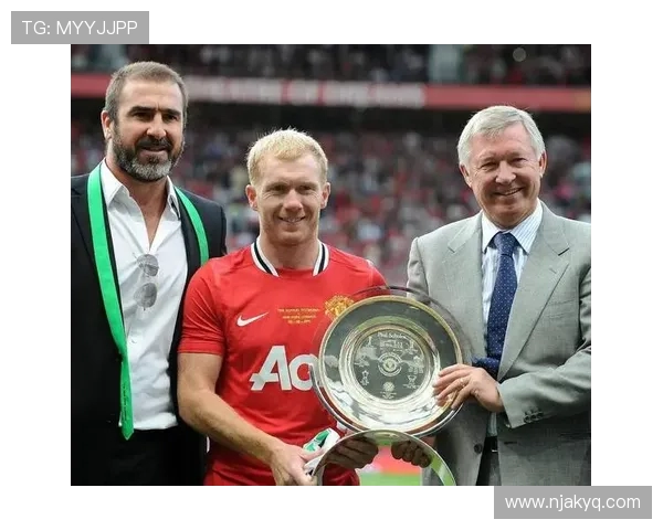 保罗·斯科尔斯：从曼联传奇到英格兰中场大师的足球人生