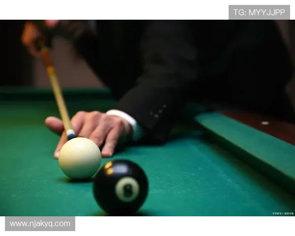 台球技巧与策略解析:从基础到进阶的全面指南 台球技巧与策略解析:从基础到进阶的全面指南