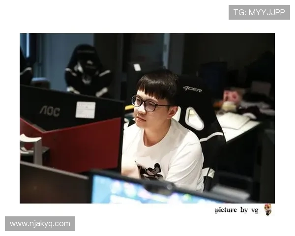 DOTA2焦点分析：V5战队在比赛中展现的快速反应与战术执行能力探讨