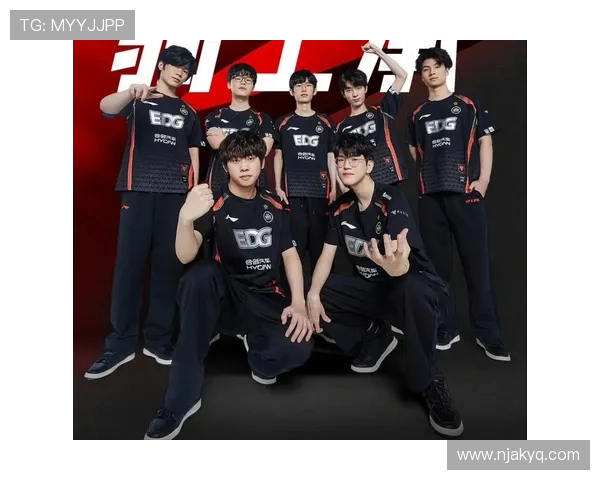 EDG战队以56分稳居精英赛积分榜首位争夺冠军之路愈发明朗 EDG战队以56分稳居精英赛积分榜首位争夺冠军之路愈发明朗