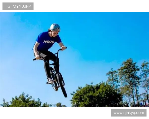 成都街舞队在极限运动联赛中以65分稳居积分榜首位