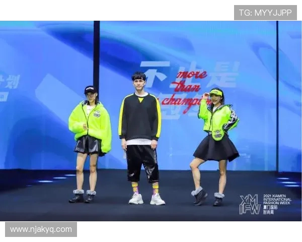 武汉街舞队的文化认同与团队意识探讨:街舞运动中的情感与表达 武汉街舞队的文化认同与团队意识探讨:街舞运动中的情感与表达