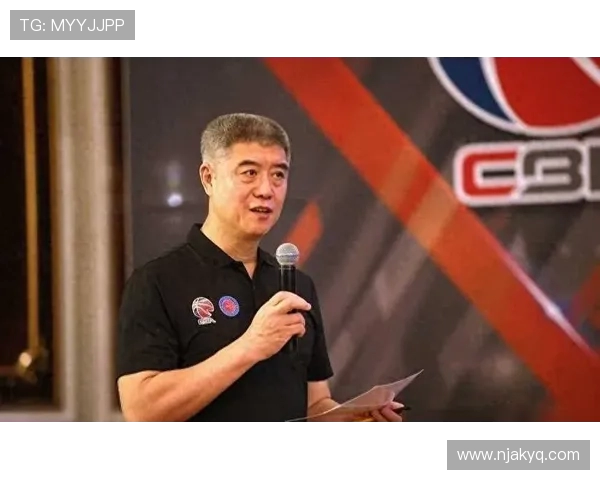 CBA老板与中超老板的权力博弈与商业策略对比分析 CBA老板与中超老板的权力博弈与商业策略对比分析