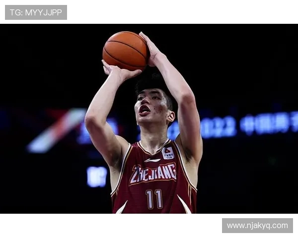 余嘉豪的成长之路与未来展望：从少年篮球梦到职业生涯的蜕变与挑战