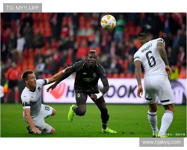 克拉斯诺与苏维埃翼的对决分析与战术探讨